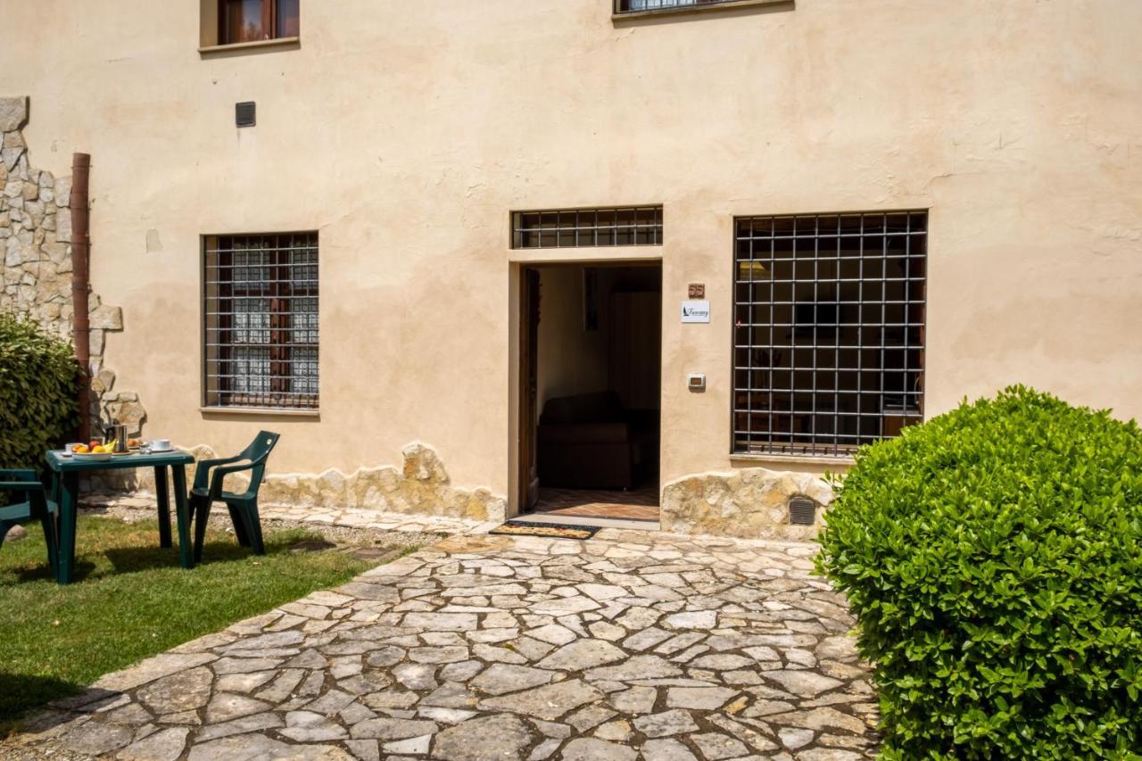 Tuscany Country Apartments Gambassi Terme Eksteriør billede